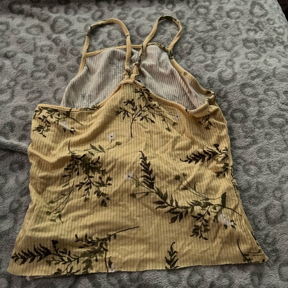 yellow small tank - Picture 2 of 2